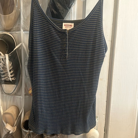 Striped Tanktop - Picture 2 of 3